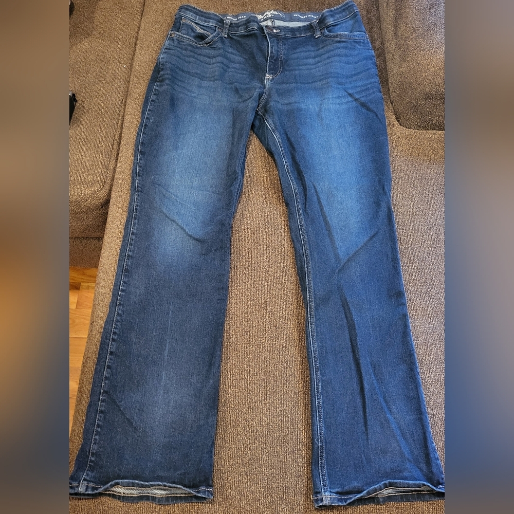 Women's Wrangler Ultimate Riding Jean Q-Baby Mid-Rise Bootcut Size 17